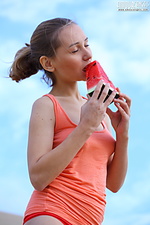 Free erotic female pics