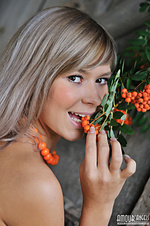 Softcore pictures erotic girls