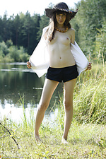 Teen skinny nude