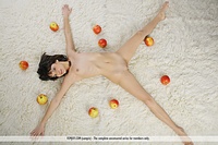 Natural tits teen thumbs