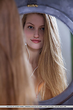 Teen met art style photography