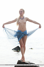 Photos of nude teens