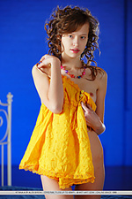 Free unique female pics