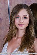 Juicy met art erotic flirty free teen softcore photo scenes free pictures of teen pretty woman 18 year met art naked girls