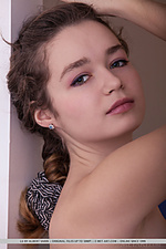Free pictures of girls dazzling softcore photos free free pictures of girls dazzling teens euro teen erotica jpg