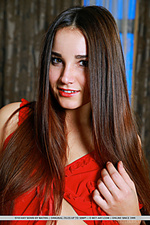 Stefany sonri stefany sonri shows off her lusty body and sweet pussy on the bed.