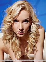 Free attractive softcore pics teen 18 teen 19 year style photo free teen babe pics
