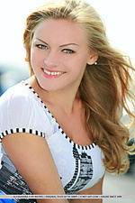 Met art erotica gallery girls met art pictures teen models sweetheart sensually goddess kissing softcore photography gallery