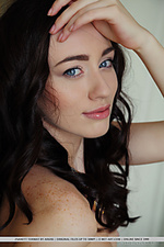 Teen met art shy models free naked teen erotica babes 4 teen female pictures