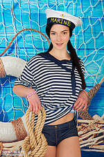 Free pictures of showy beauty photos naked women