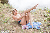 Free naked pictures of teen girls