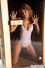 Free teen feet pictures