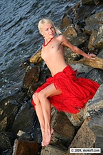 Erotica girls naked free