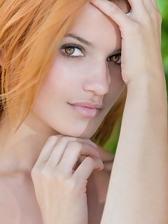 Free female pics divine gallery free thumbs of hot erotic nude girls free world teens teen softcore photography hq erotica pics