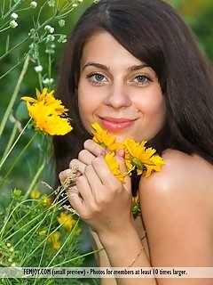 Sexy nude russian girls Sexy nude russian girls