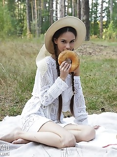 Sweet cutie solo camping